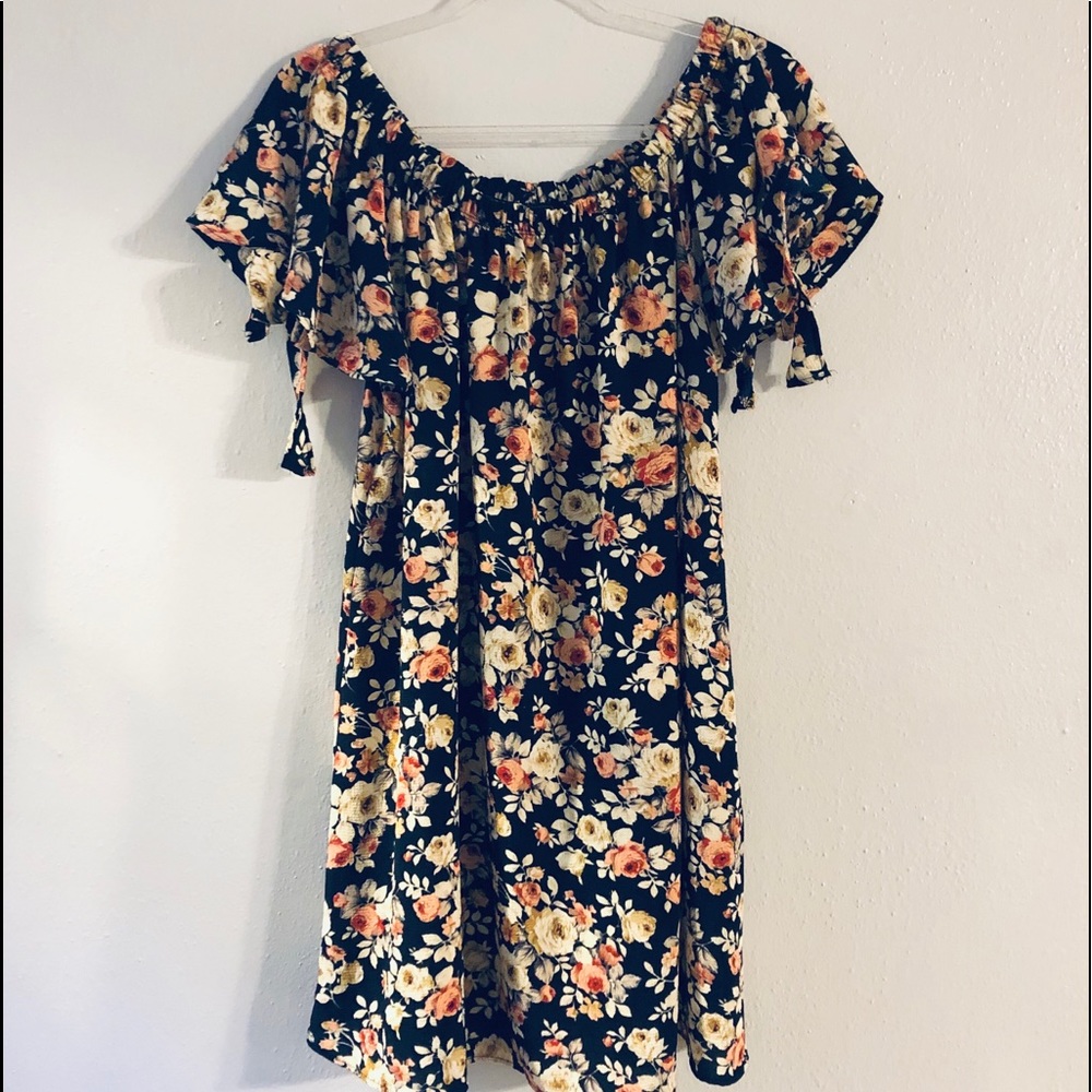 Beautiful Off the Shoulder, Floral Dress